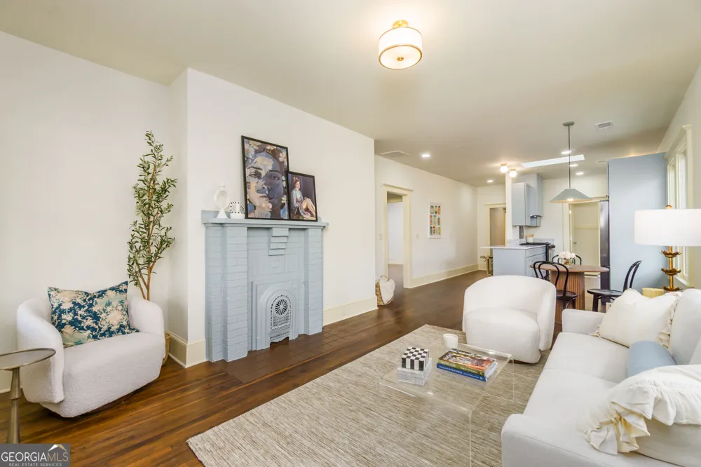 3117 Semmes ST East Point, GA 30344