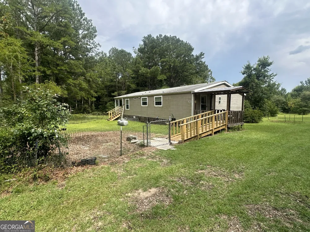 3693 Joyner Oglesby RD Sardis, GA 30456