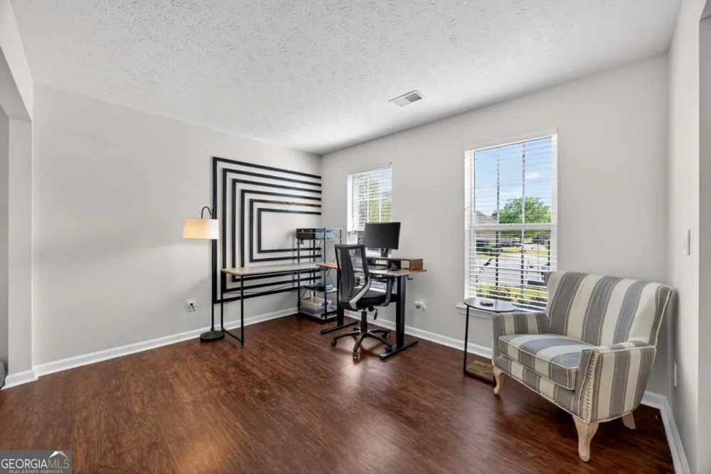 9899 Vista CIR Union City, GA 30291