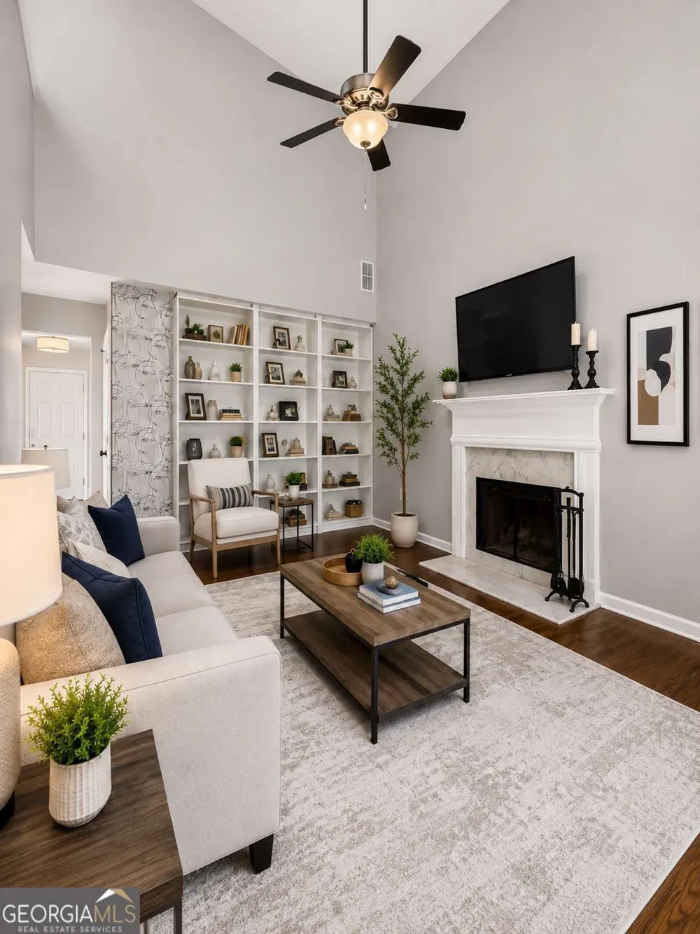 9899 Vista CIR Union City, GA 30291