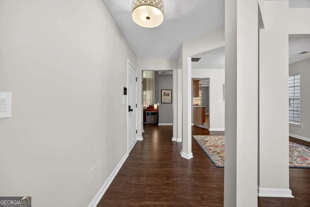9899 Vista CIR Union City, GA 30291