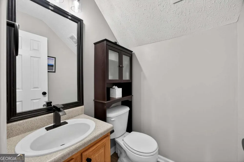 9899 Vista CIR Union City, GA 30291