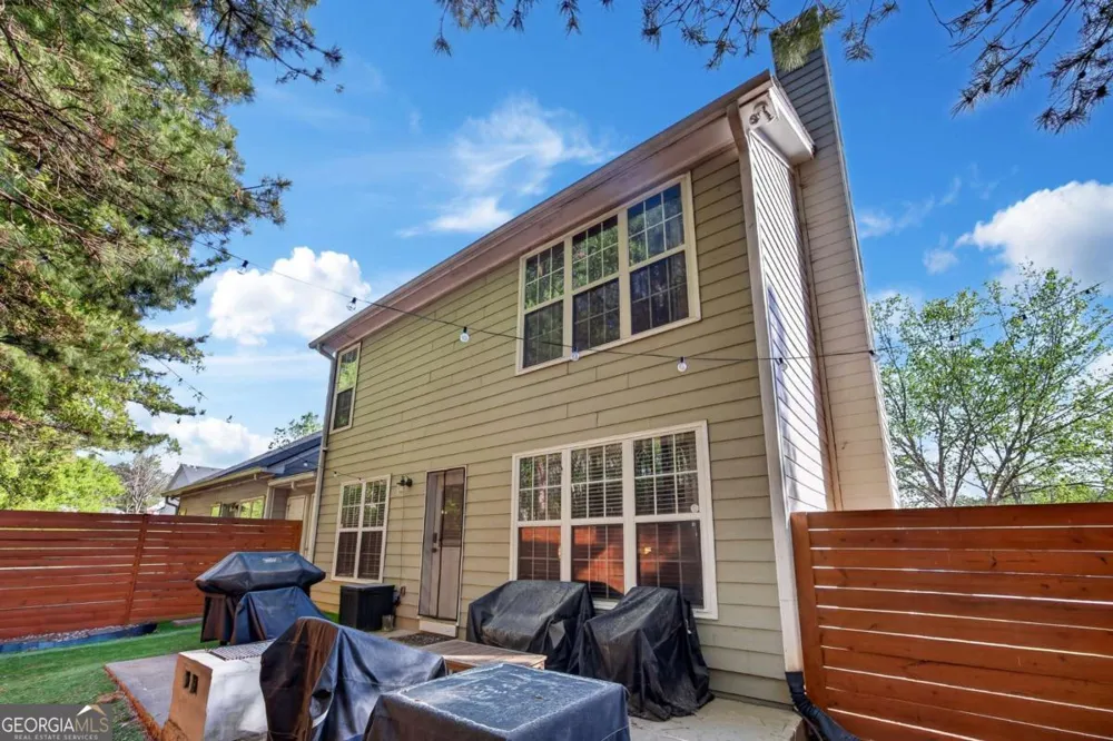 9899 Vista CIR Union City, GA 30291