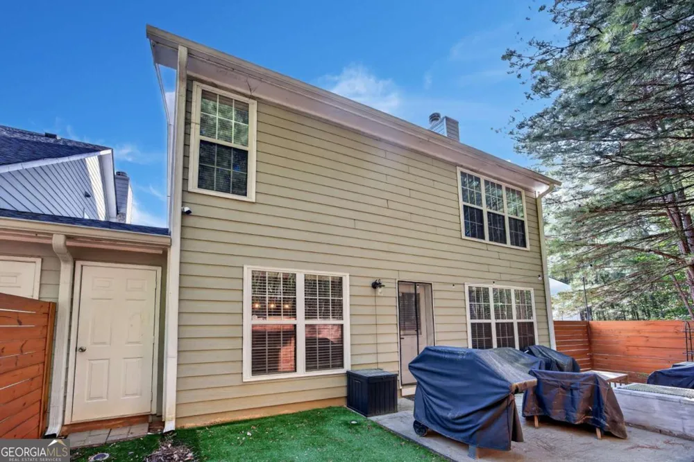 9899 Vista CIR Union City, GA 30291