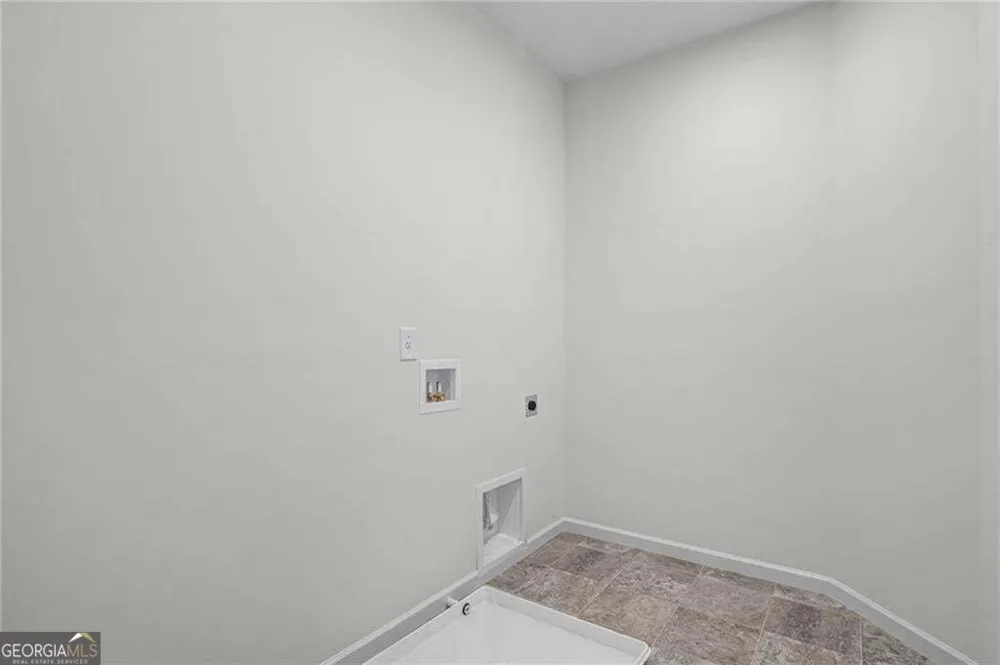 165 Laurel Farms LN Dallas, GA 30157