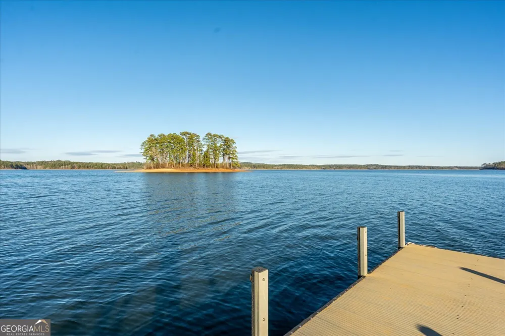 1084 Hesters Ferry RD Tignall, GA 30668