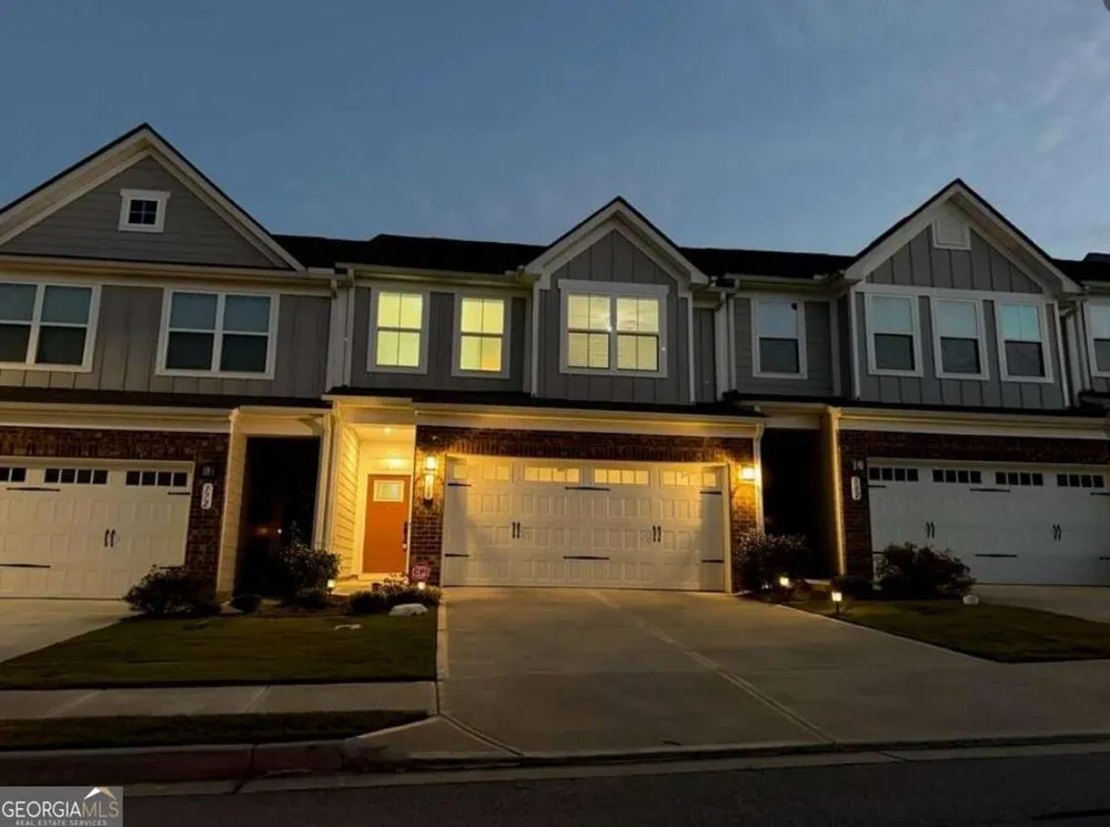 168 Salt Lake LN Hoschton, GA 30548