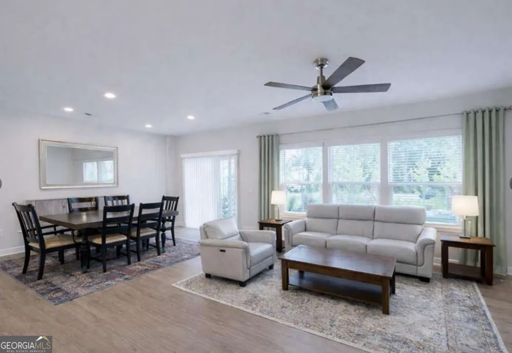 168 Salt Lake LN Hoschton, GA 30548