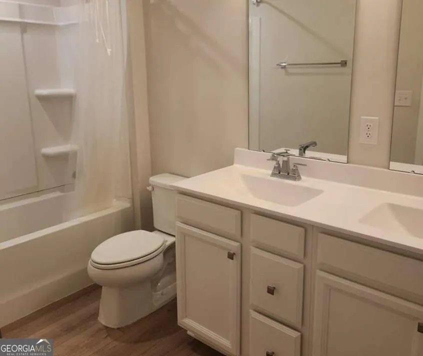 168 Salt Lake LN Hoschton, GA 30548