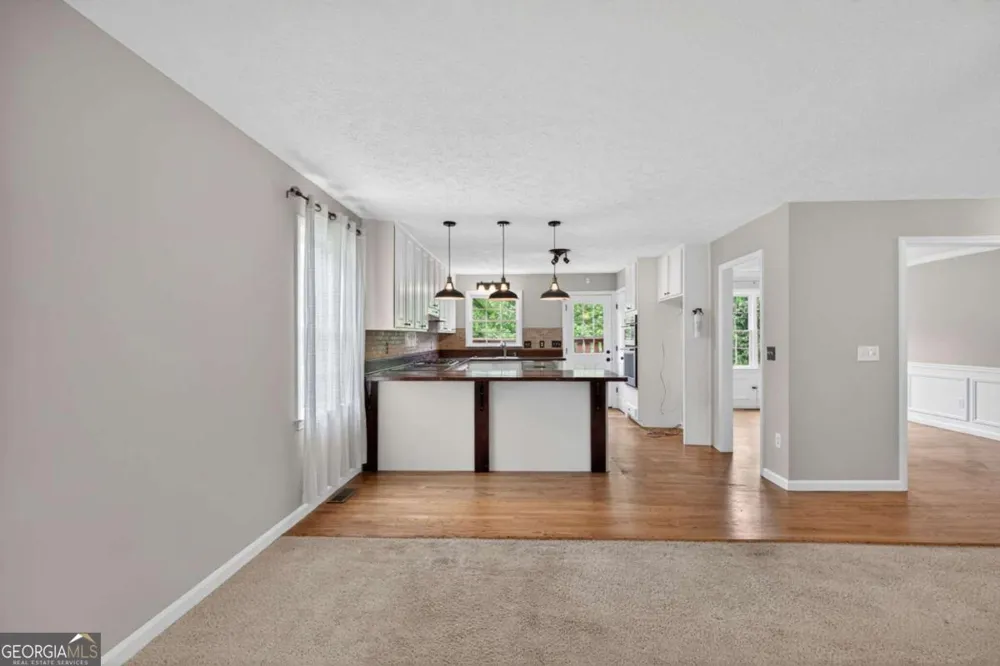 3301 Connie WAY Winston, GA 30187