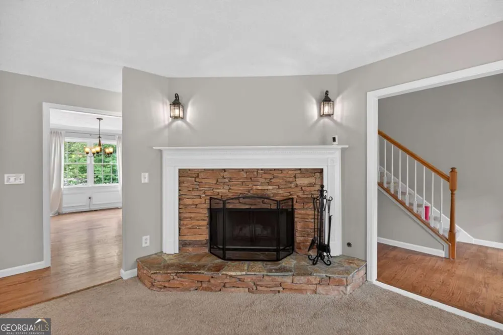 3301 Connie WAY Winston, GA 30187