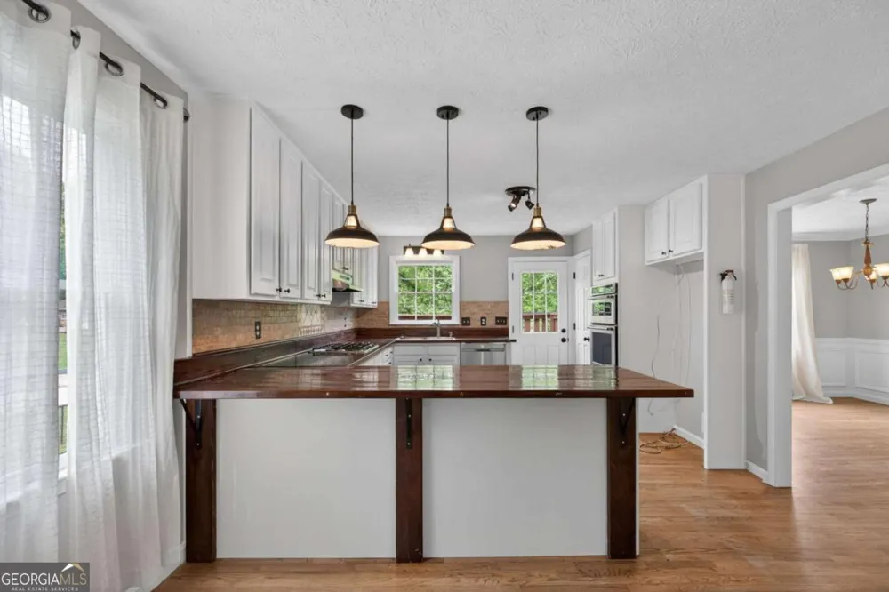 3301 Connie WAY Winston, GA 30187