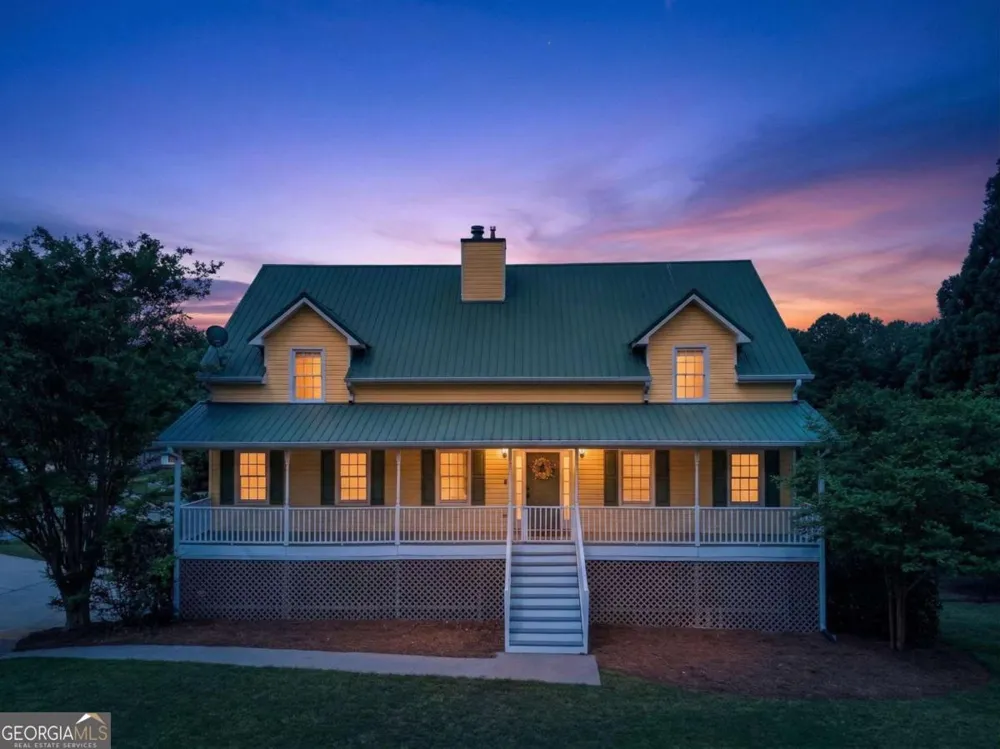 3301 Connie WAY Winston, GA 30187