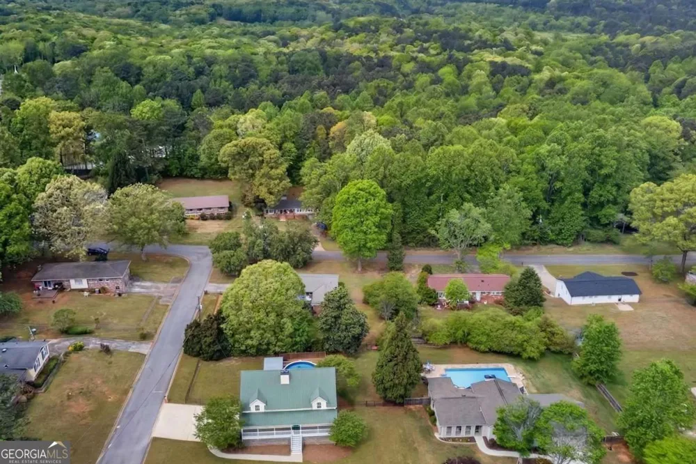 3301 Connie WAY Winston, GA 30187