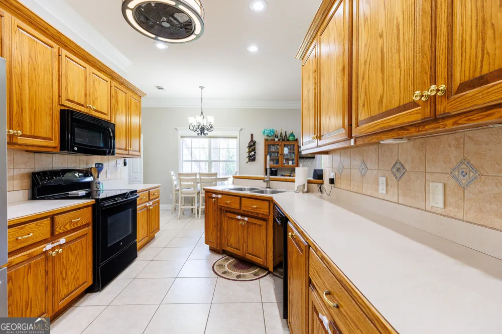 4614 Briarberry DR Valdosta, GA 31602