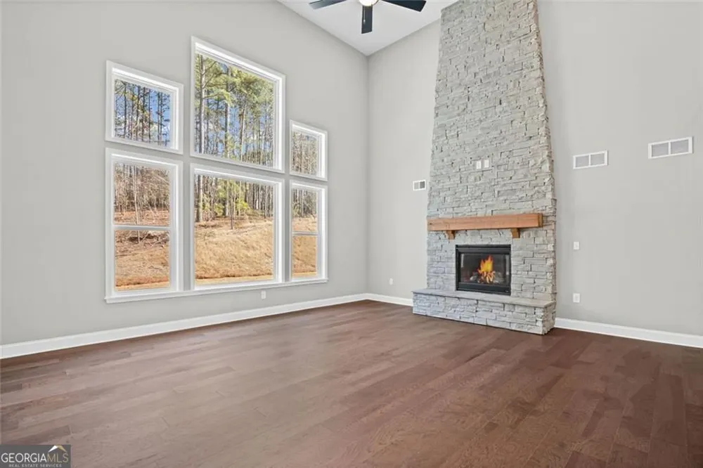 716 Conley DR Canton, GA 30115