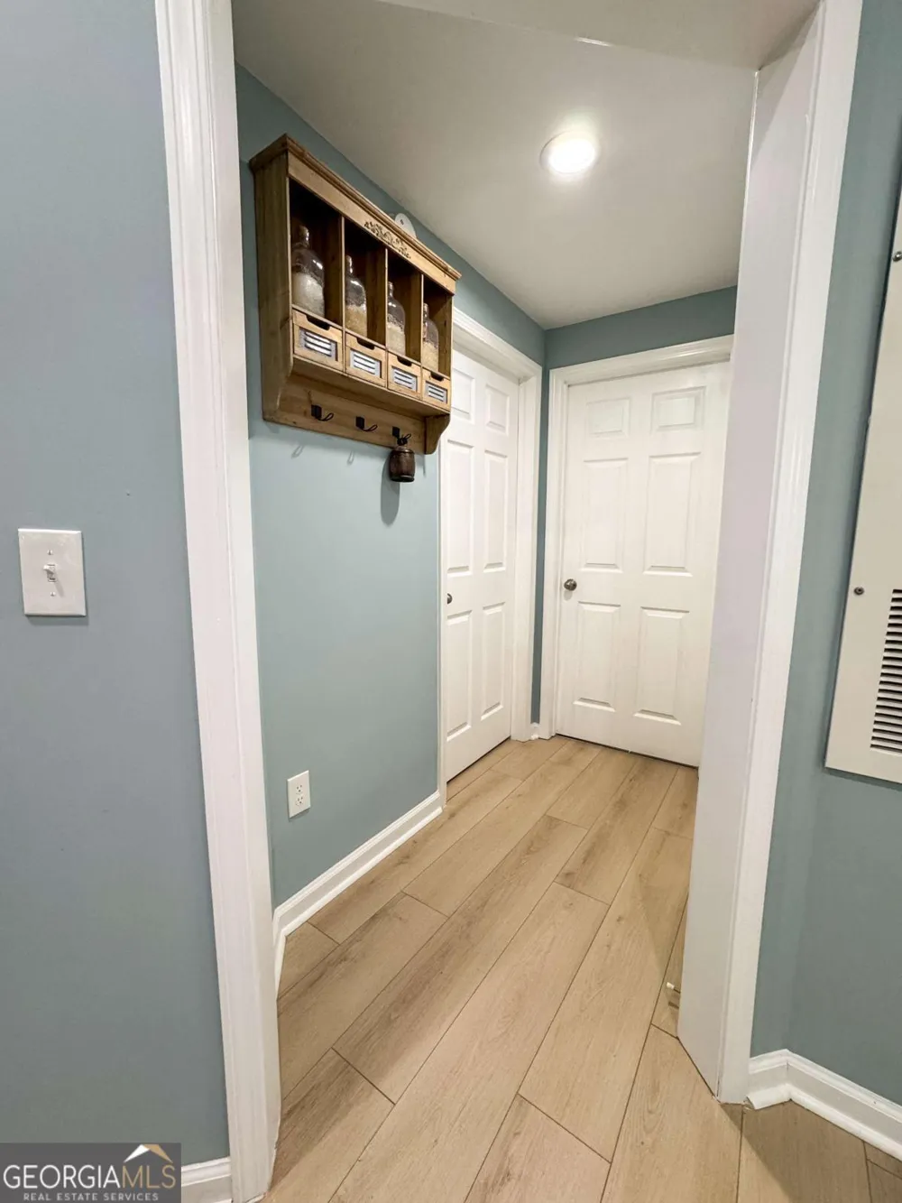 8001 Woodland LN Alpharetta, GA 30009