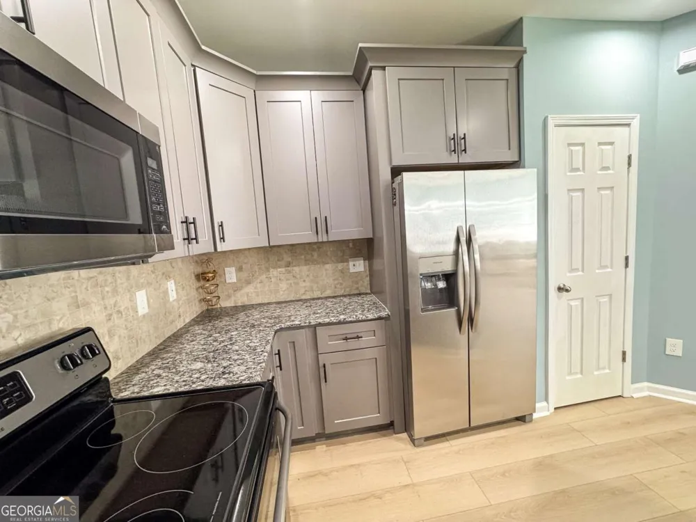 8001 Woodland LN Alpharetta, GA 30009