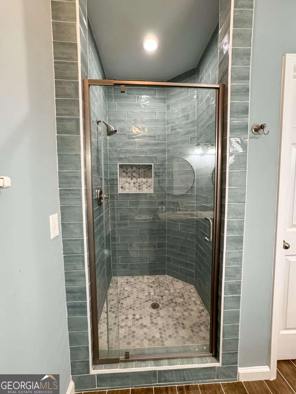 8001 Woodland LN Alpharetta, GA 30009
