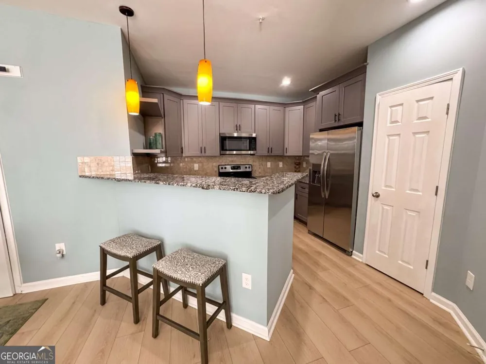 8001 Woodland LN Alpharetta, GA 30009