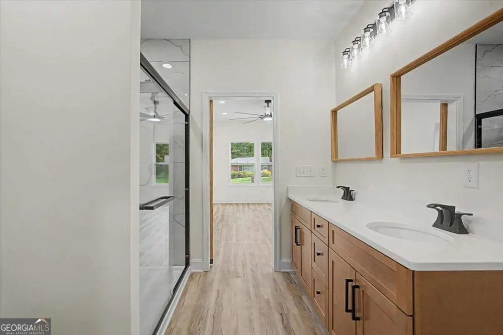 4621 Ashmore DR Forest Park, GA 30297