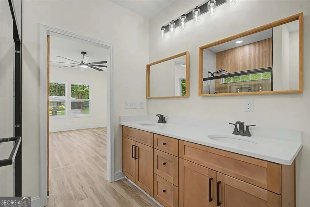 4621 Ashmore DR Forest Park, GA 30297