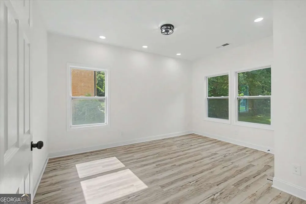 4621 Ashmore DR Forest Park, GA 30297