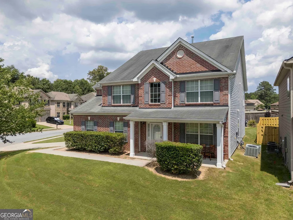 7562 Bowhead CT Fairburn, GA 30213
