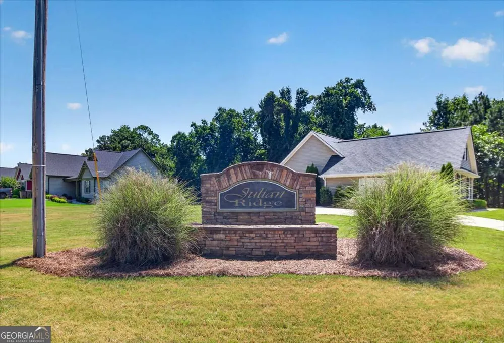 6245 Julian Ridge RD Gainesville, GA 30506