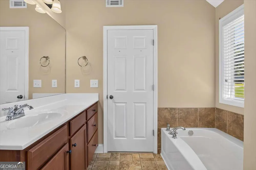 6245 Julian Ridge RD Gainesville, GA 30506