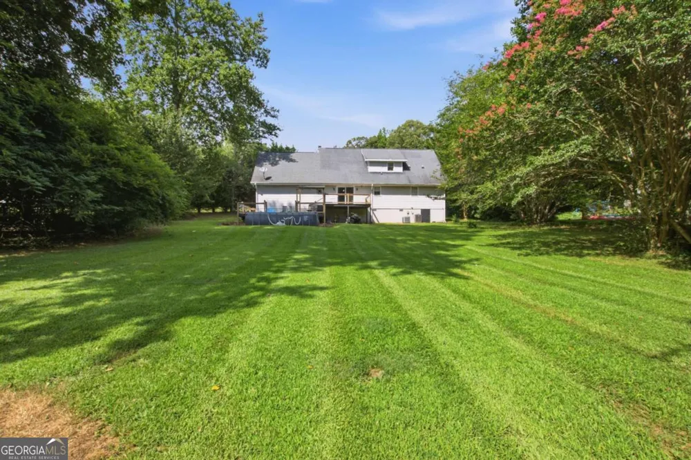 65 Tradewinds RD Cleveland, GA 30528