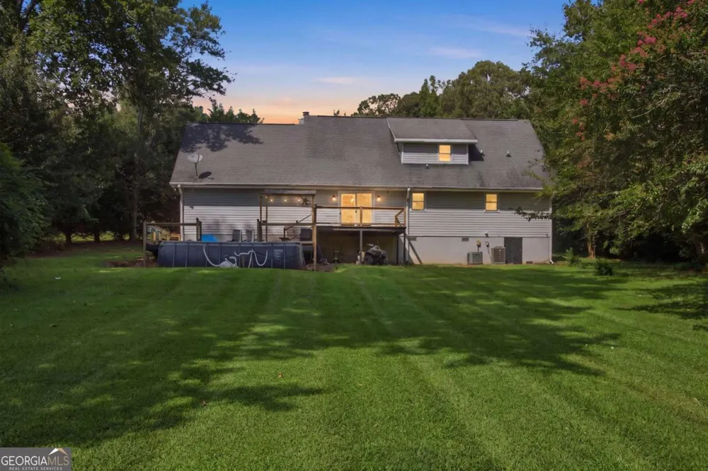 65 Tradewinds RD Cleveland, GA 30528