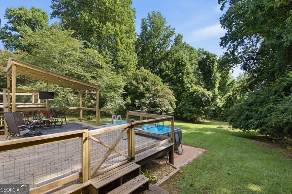 65 Tradewinds RD Cleveland, GA 30528