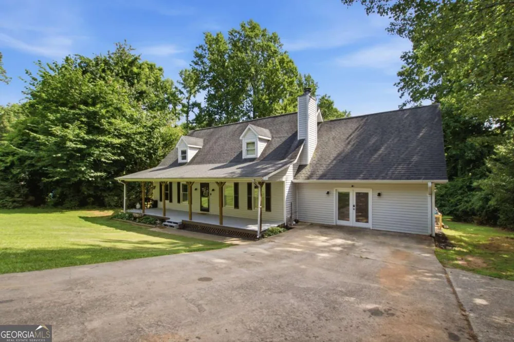 65 Tradewinds RD Cleveland, GA 30528