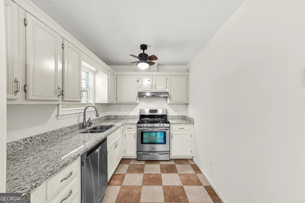 71 Smith Ferguson RD Dallas, GA 30157