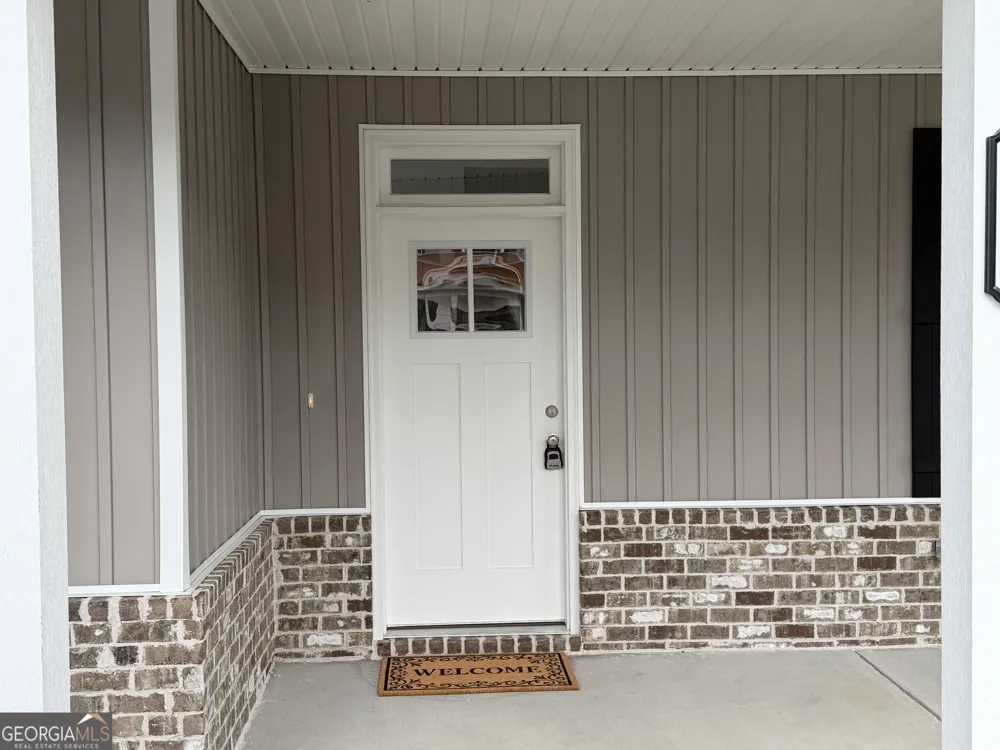 410 A N Caswell ST Glennville, GA 30427