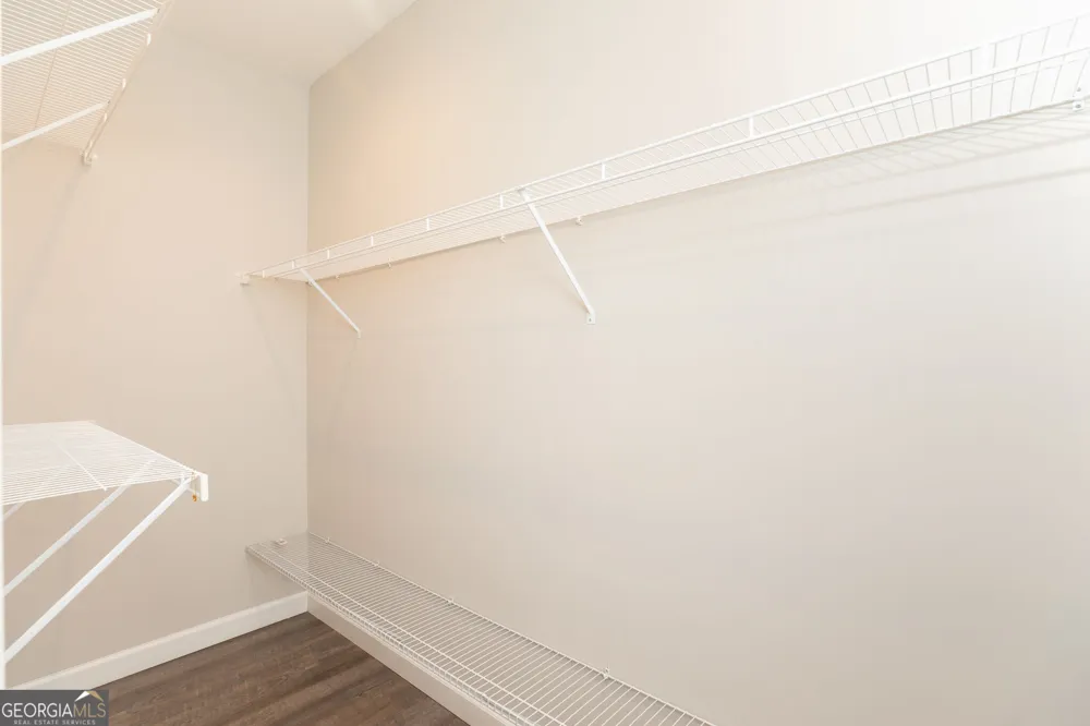410 A N Caswell ST Glennville, GA 30427