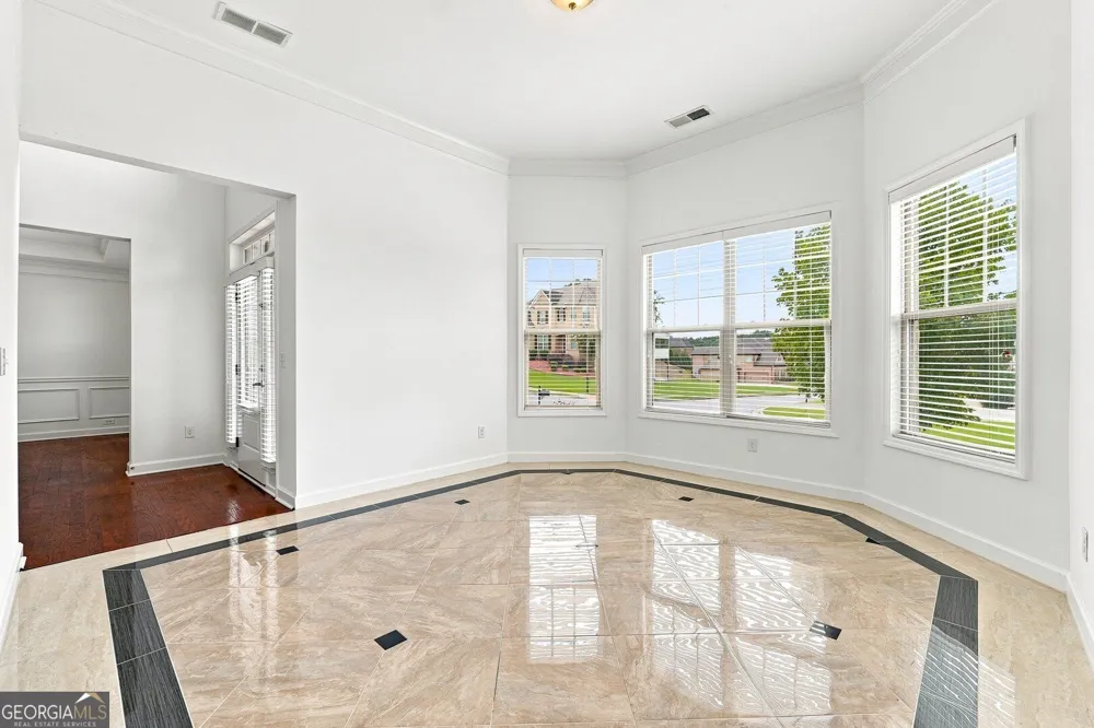 810 Grand Reserve DR Suwanee, GA 30024