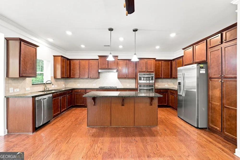 810 Grand Reserve DR Suwanee, GA 30024
