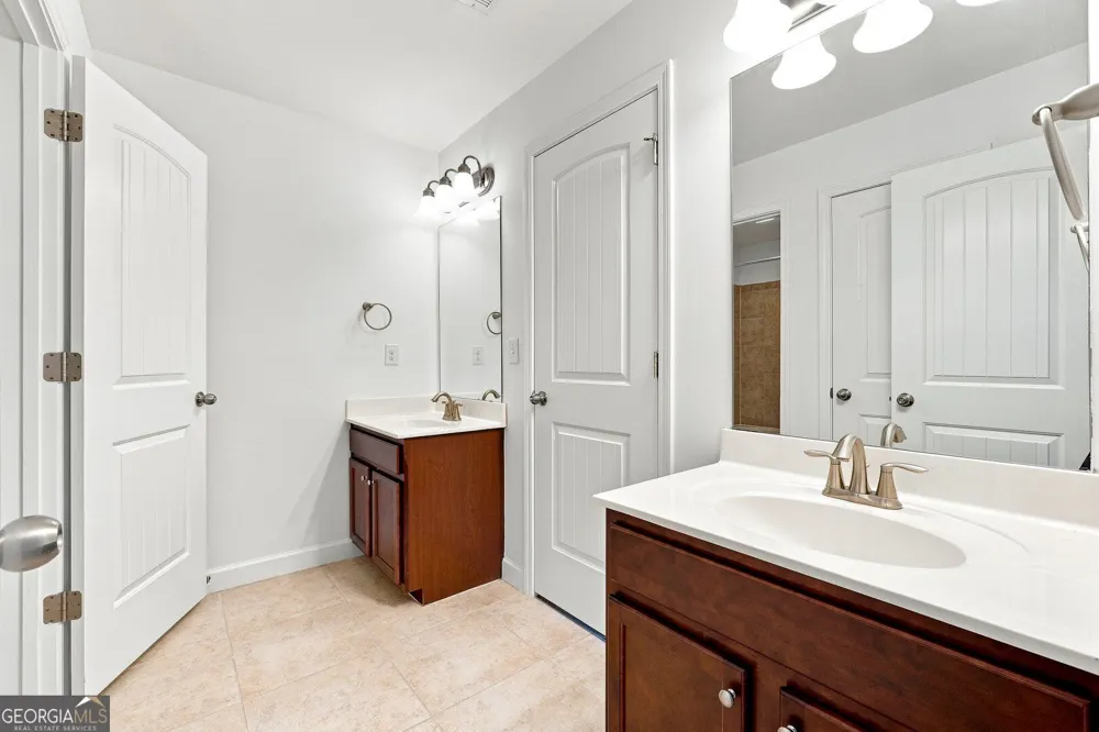 810 Grand Reserve DR Suwanee, GA 30024