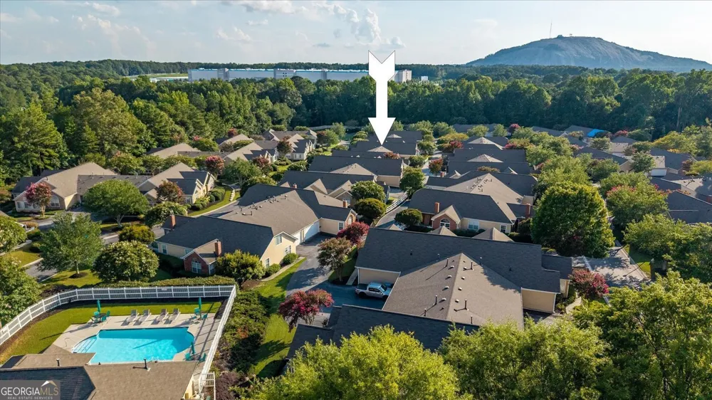 2191 Rockbridge RD Stone Mountain, GA 30087
