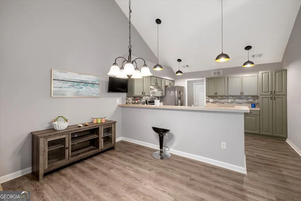 2191 Rockbridge RD Stone Mountain, GA 30087
