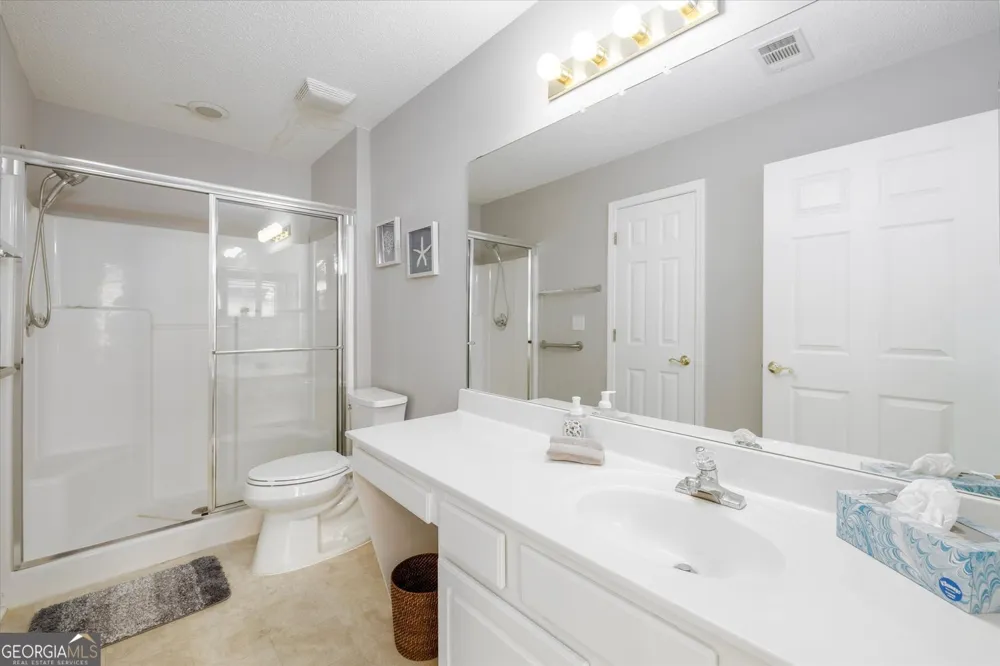 2191 Rockbridge RD Stone Mountain, GA 30087