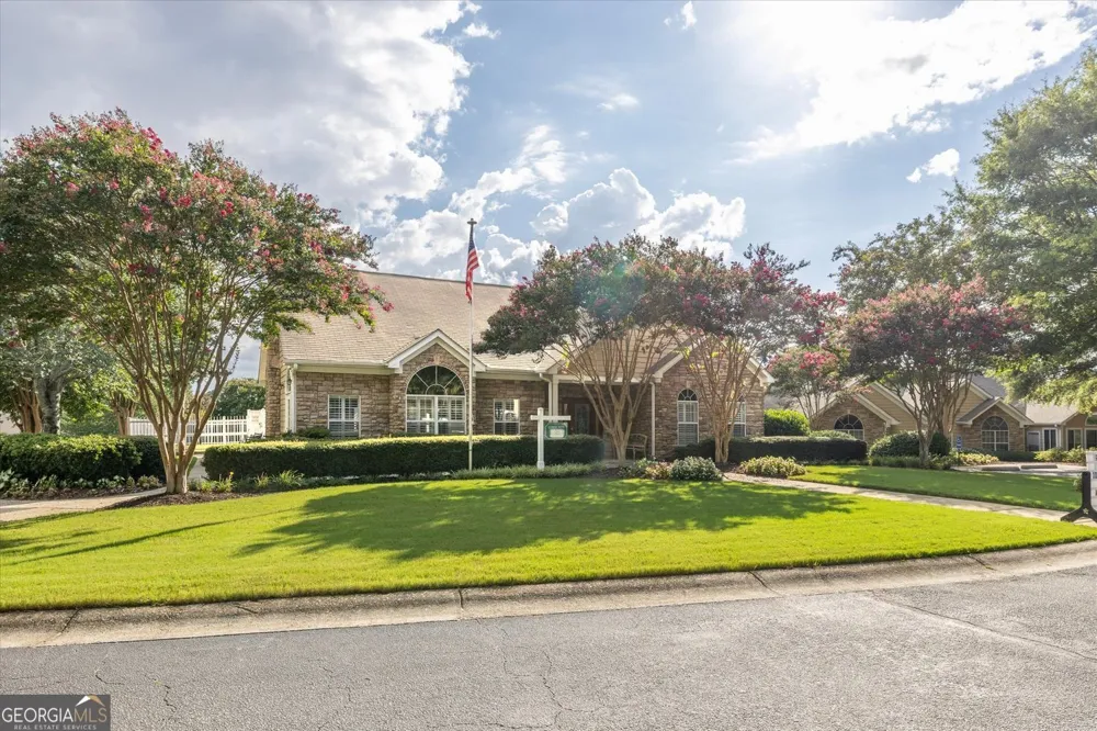 2191 Rockbridge RD Stone Mountain, GA 30087