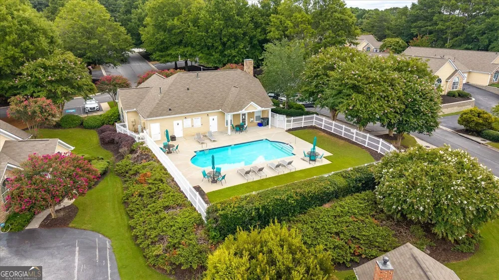 2191 Rockbridge RD Stone Mountain, GA 30087