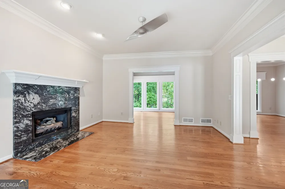 110 Bitternut CIR Roswell, GA 30076