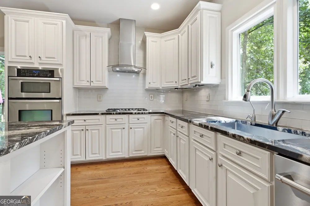 110 Bitternut CIR Roswell, GA 30076