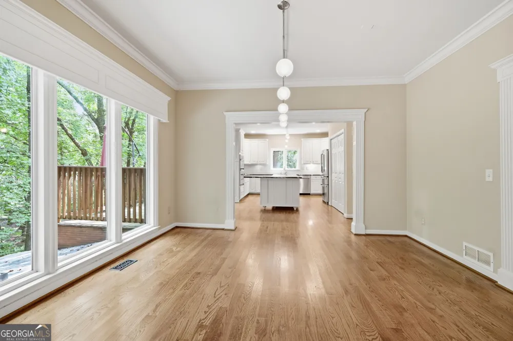 110 Bitternut CIR Roswell, GA 30076