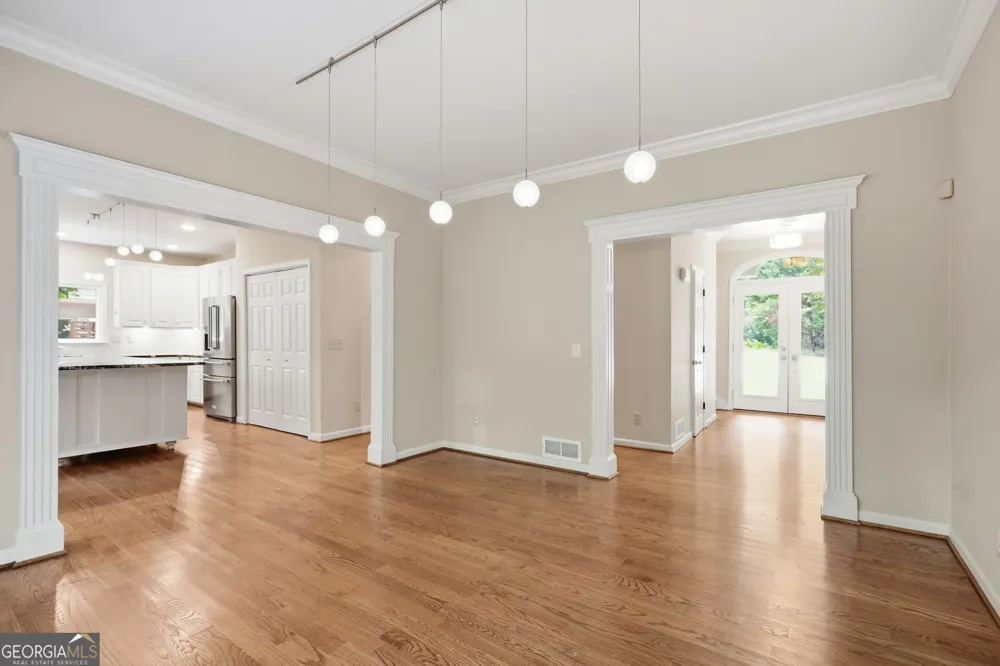 110 Bitternut CIR Roswell, GA 30076