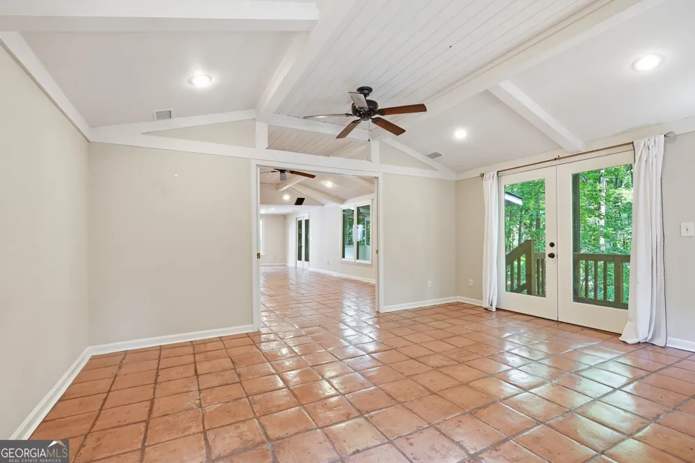 110 Bitternut CIR Roswell, GA 30076